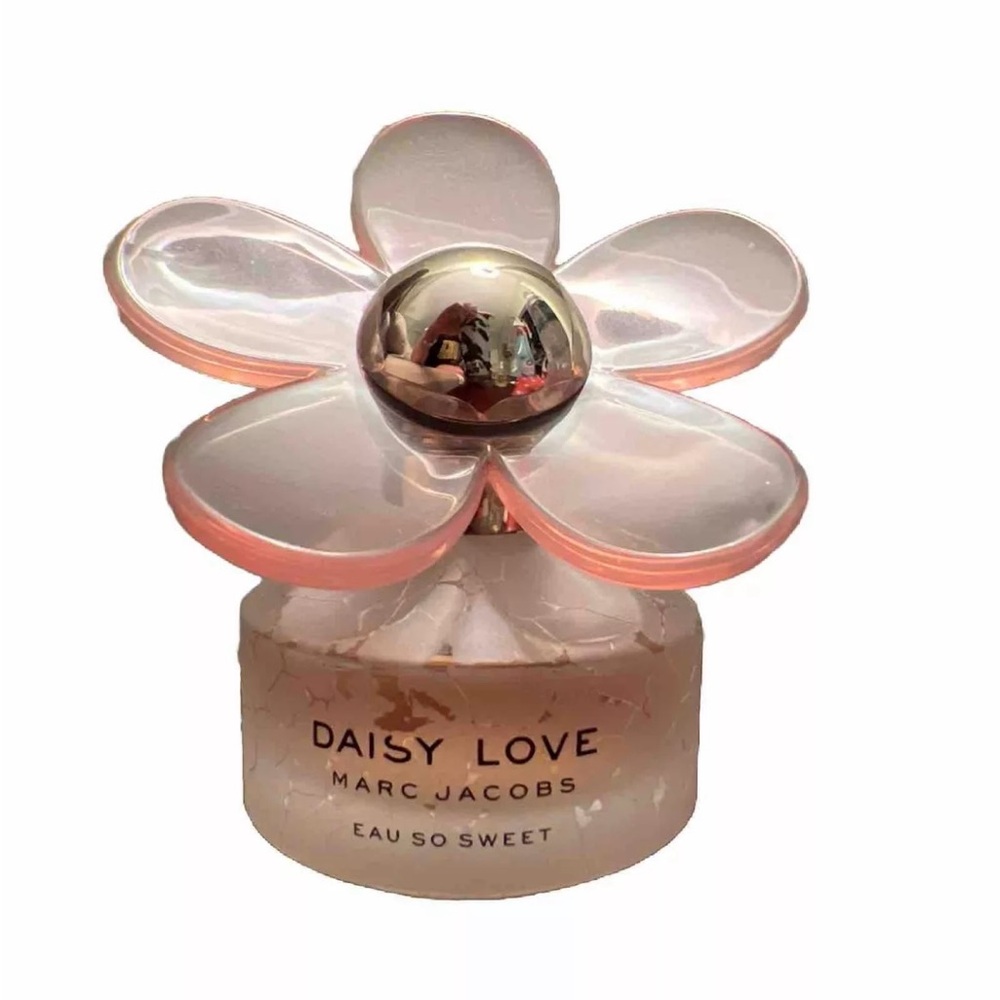 Daisy Love by Marc Jacobs Eau so sweet 3oz